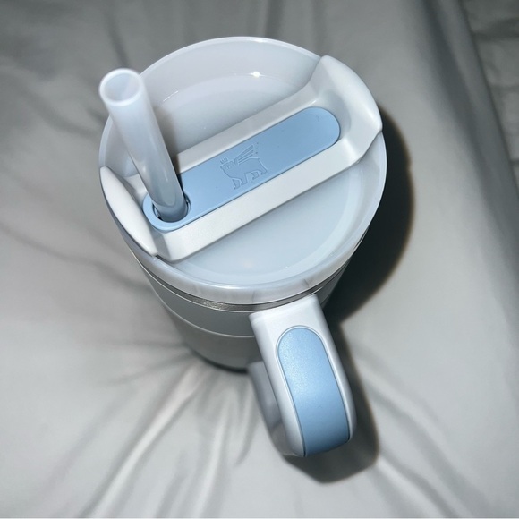 Stanley Cup 30oz Fog - Picture 4 of 4